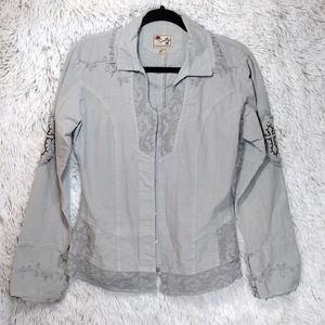 Scully woman's shirt